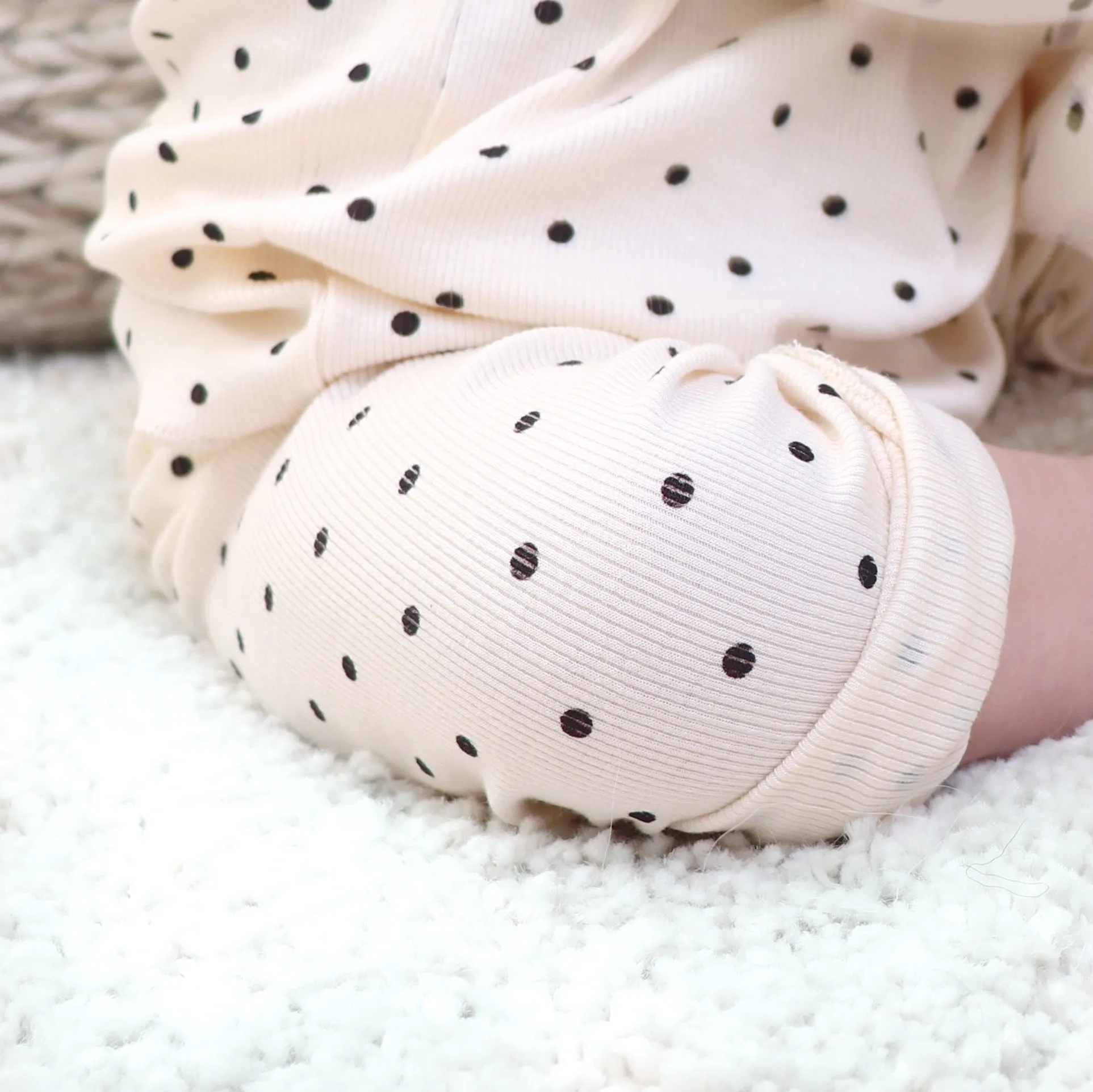 Baby Polka Dot Lightweight Ribbed Pajamas | Scalloped Cuffs
