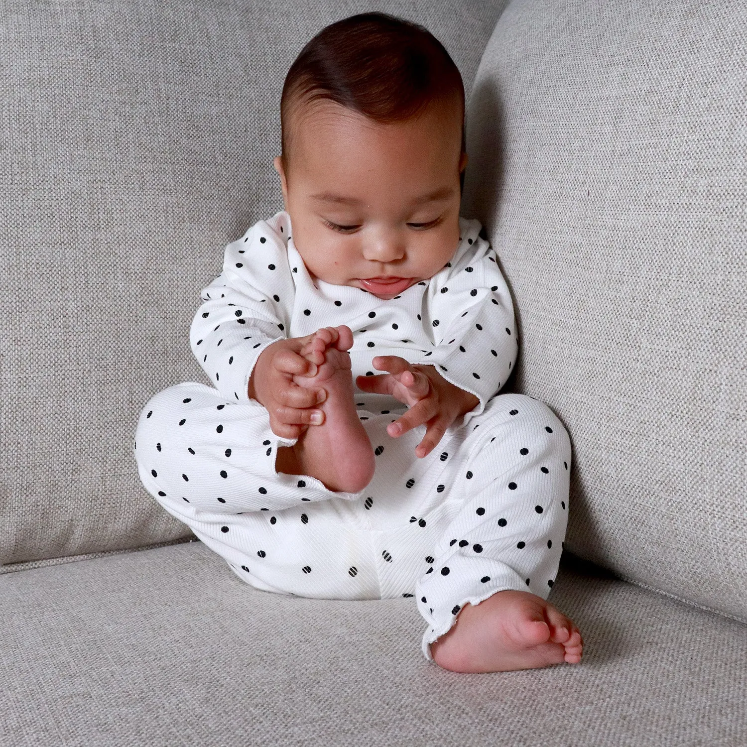 Baby Polka Dot Lightweight Ribbed Pajamas | Scalloped Cuffs