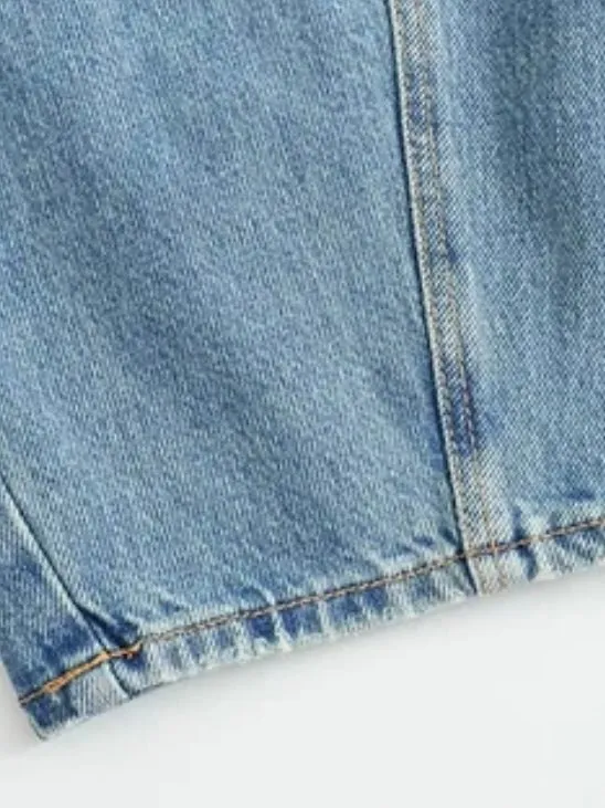 Blue barrel jeans