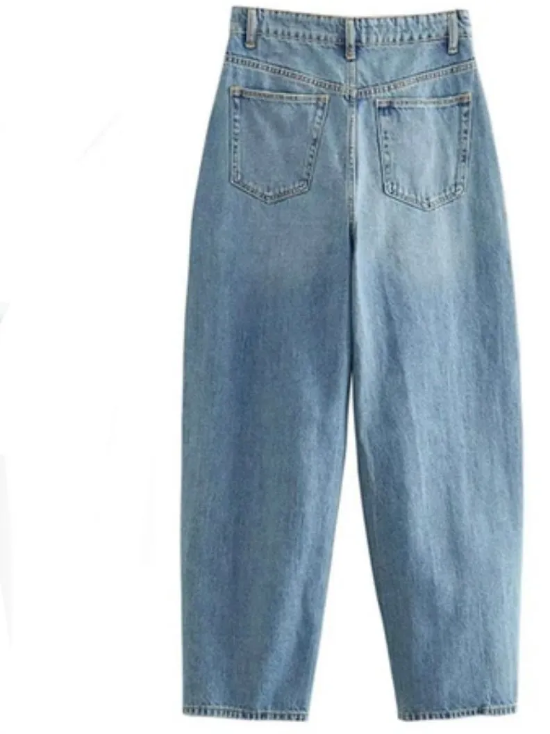 Blue barrel jeans